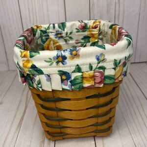 Longaberger 1996 Basket with Floral Liner and Plastic Insert